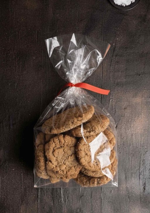 Berliner's Milk Chocolate & Peanut Butter Cookies (10 per pack)